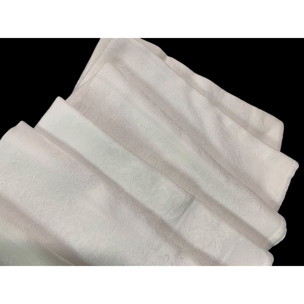 Set of 7 Cloth Napkins White Formal Table Linens Subtle Design 18.5" Square - Picture 4 of 8